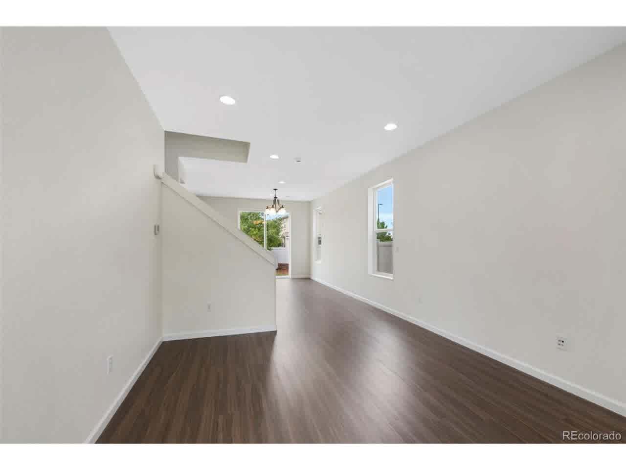 listing-thumbnails