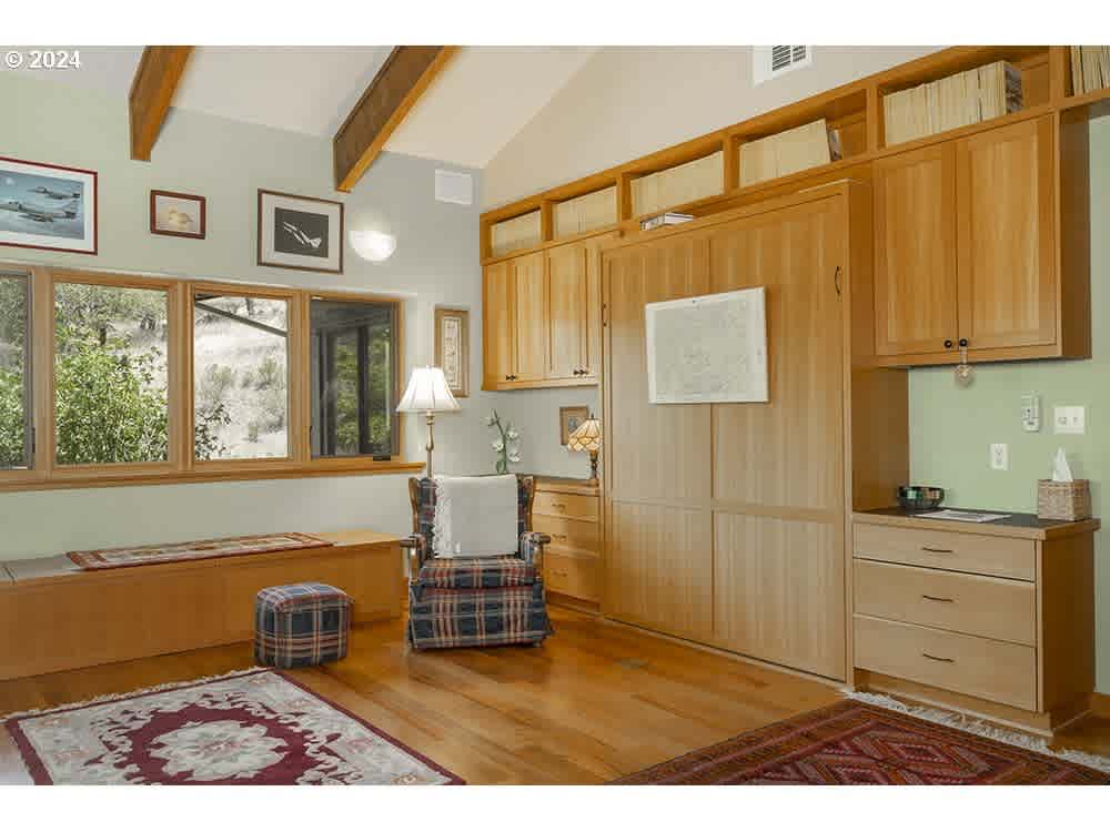 listing-thumbnails