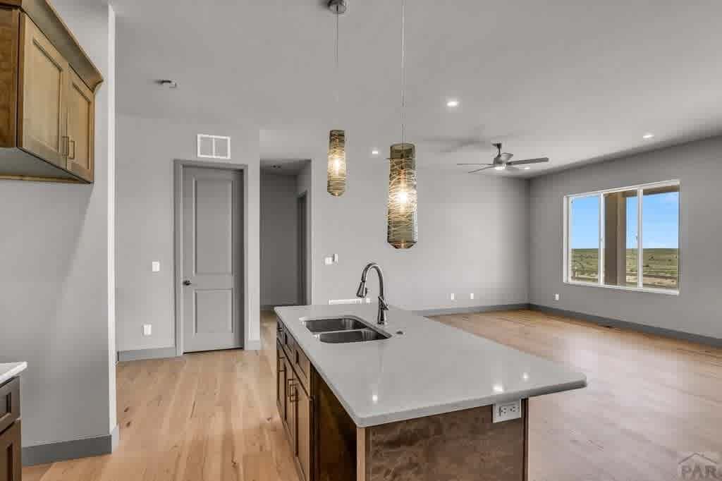 listing-thumbnails