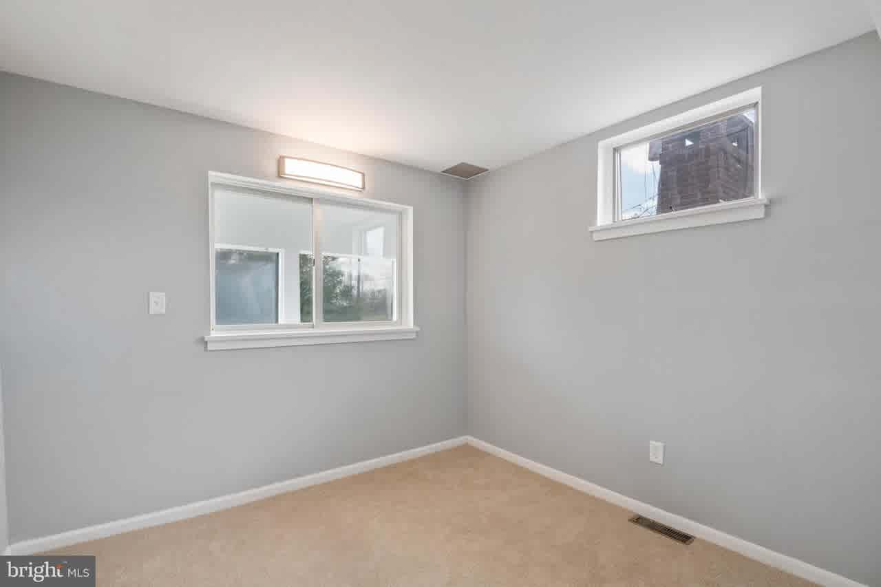 listing-thumbnails
