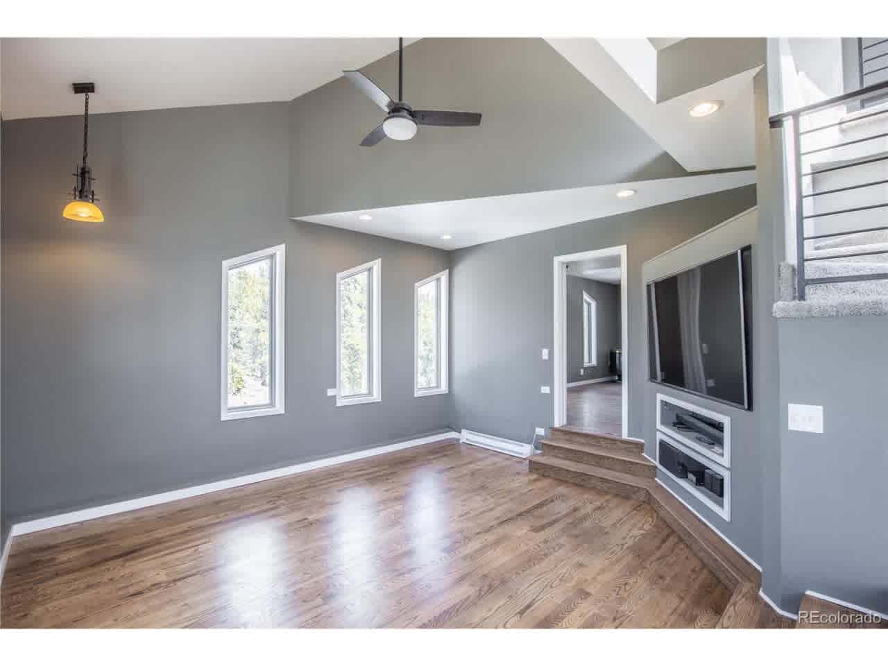 listing-thumbnails