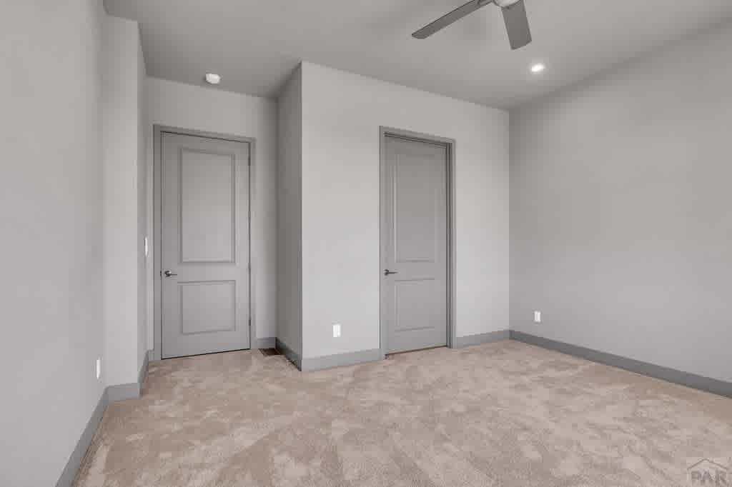 listing-thumbnails