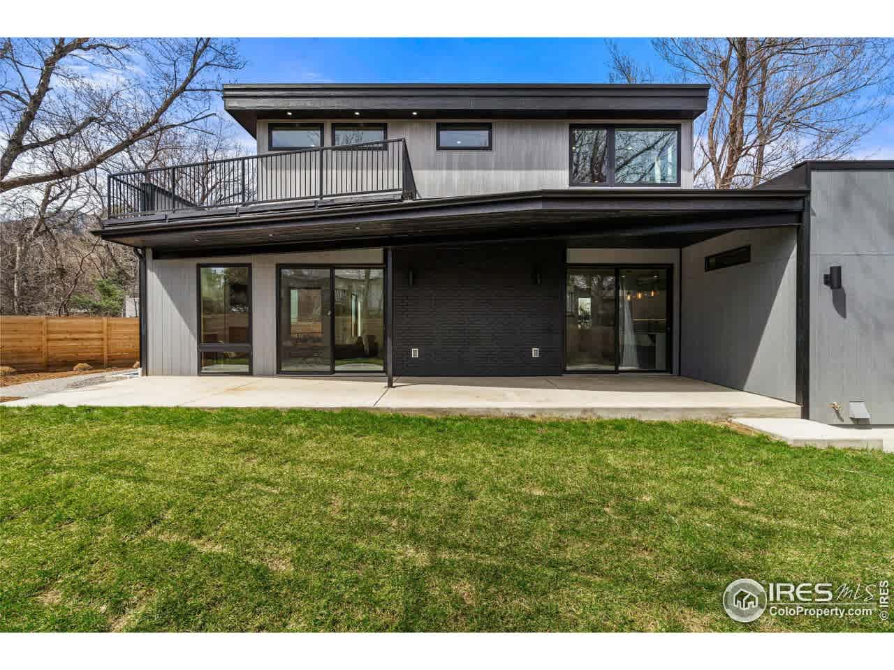 listing-thumbnails
