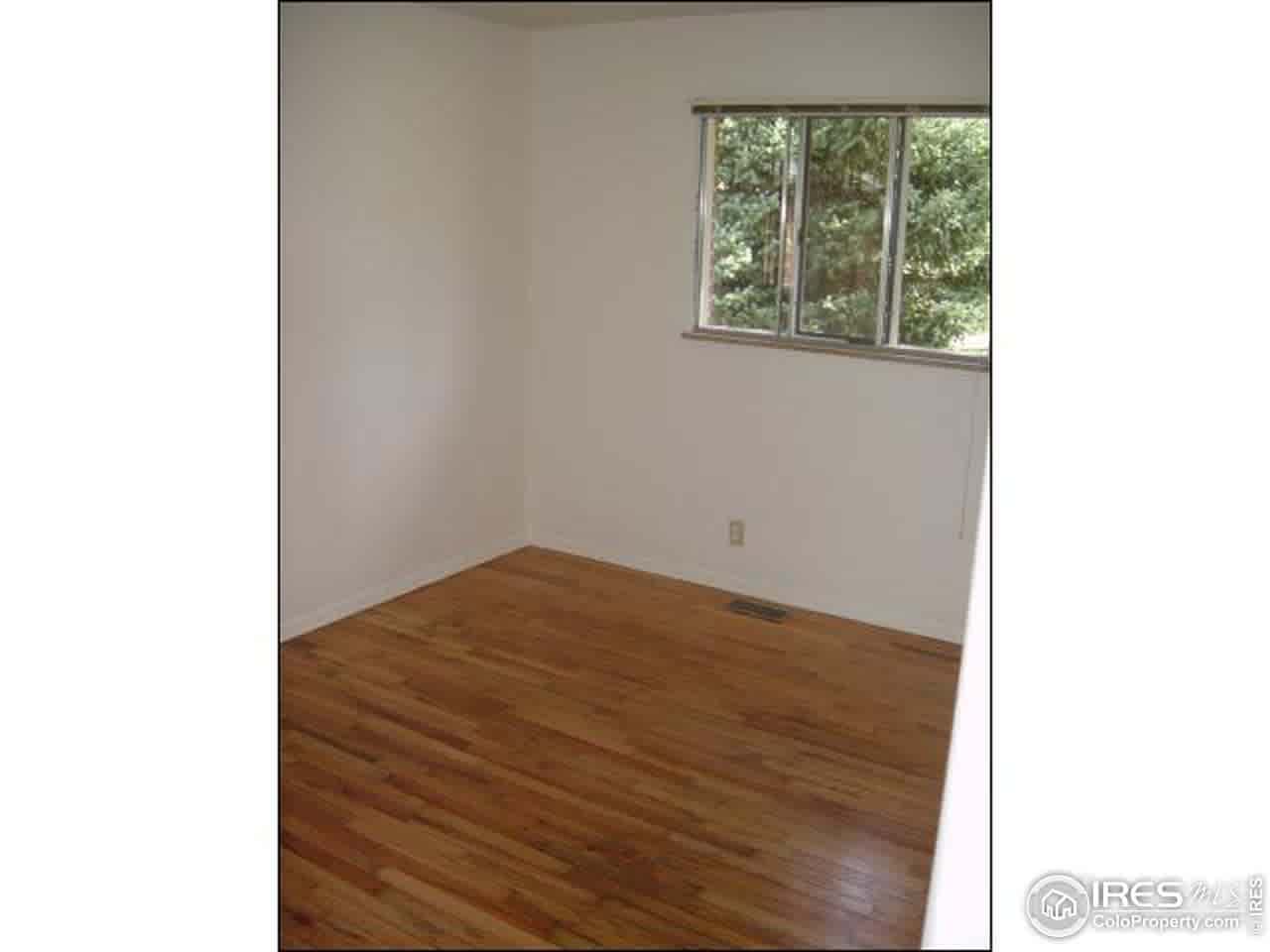 listing-thumbnails