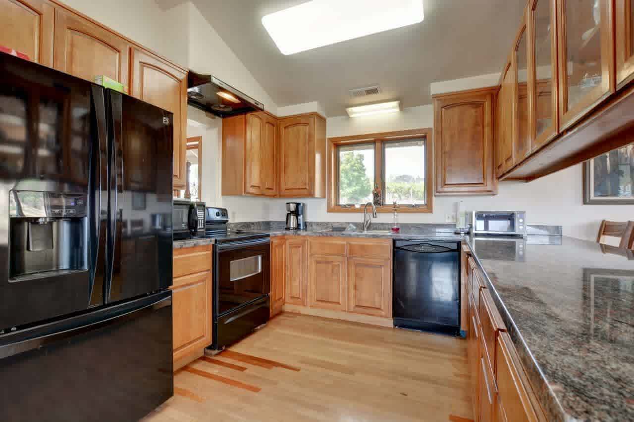 listing-thumbnails
