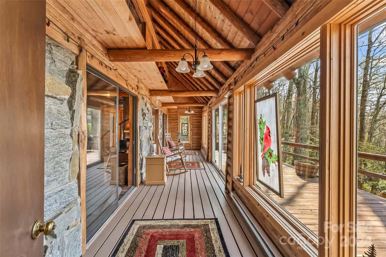 listing-thumbnails