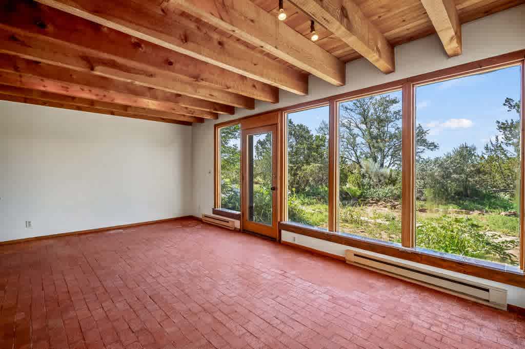 listing-thumbnails