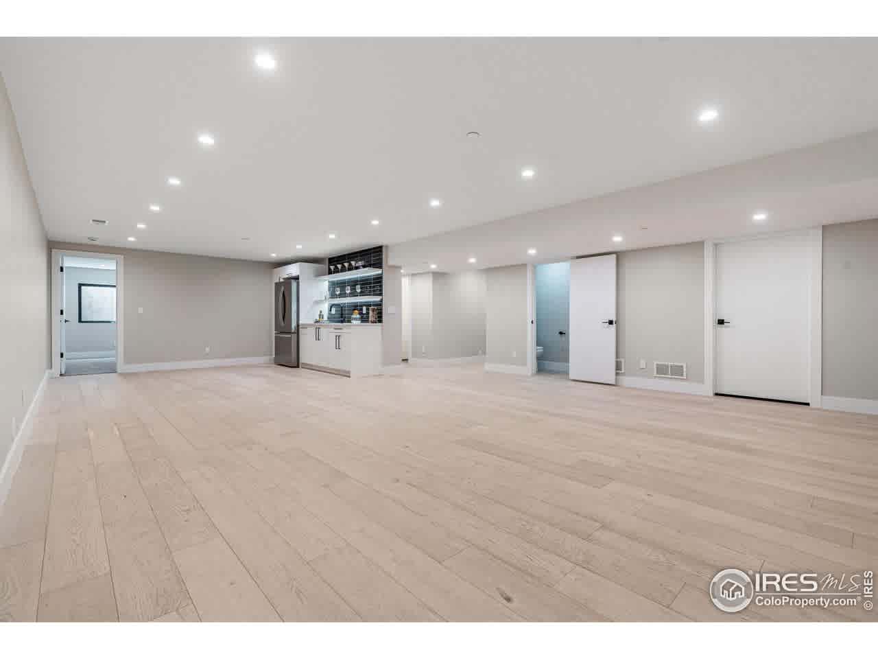 listing-thumbnails
