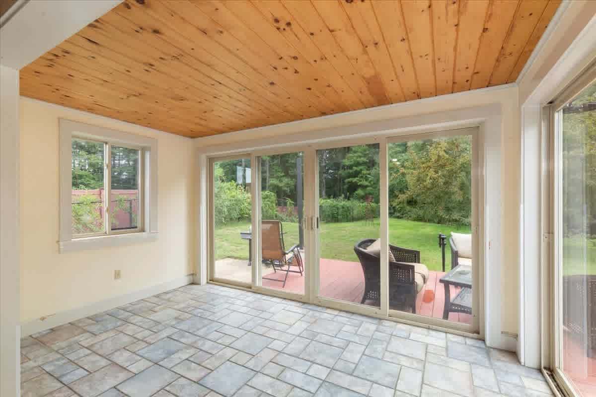 listing-thumbnails