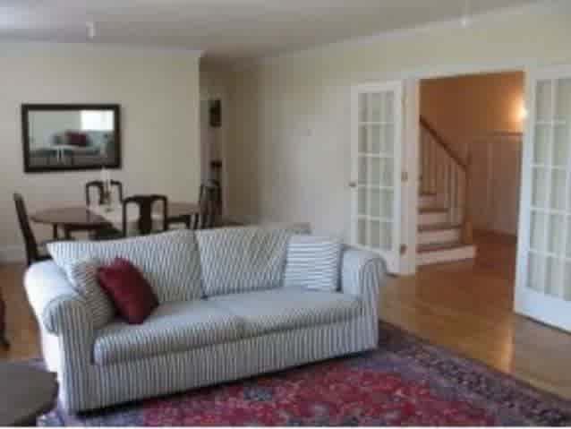 listing-thumbnails