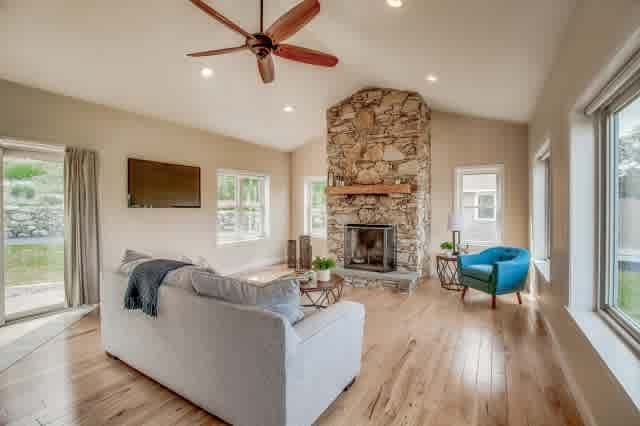 listing-thumbnails