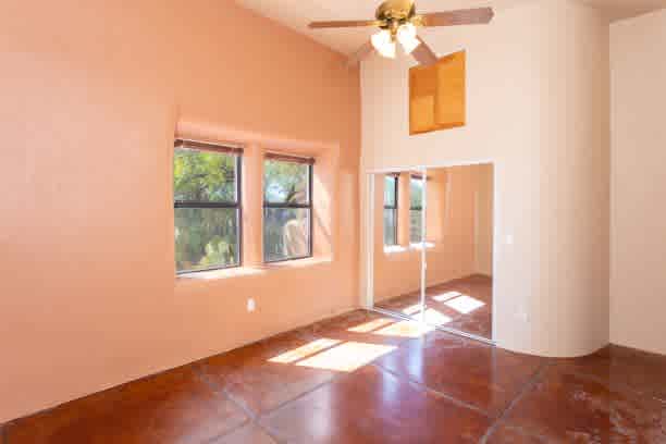 listing-thumbnails