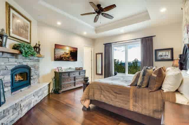 listing-thumbnails