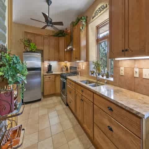 listing-thumbnails