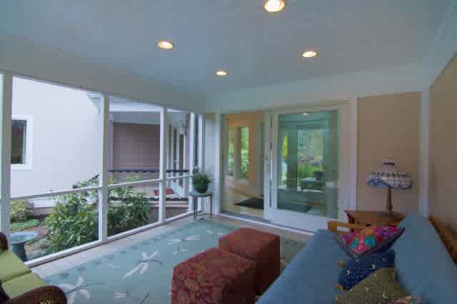 listing-thumbnails