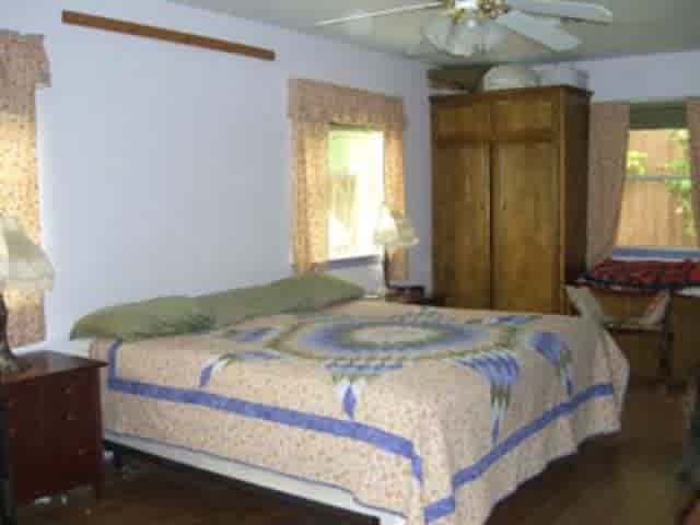 listing-thumbnails