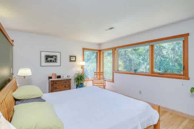 listing-thumbnails