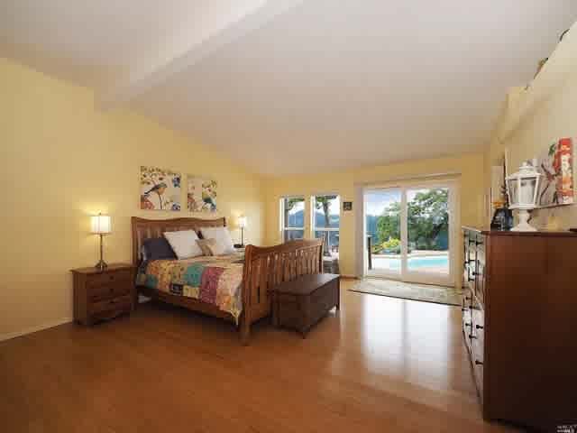 listing-thumbnails
