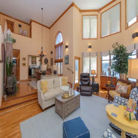 listing-thumbnails