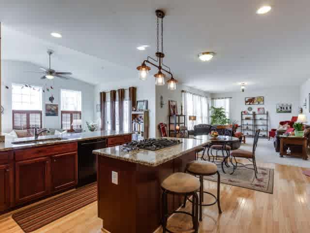 listing-thumbnails