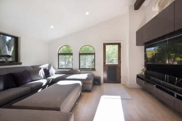 listing-thumbnails