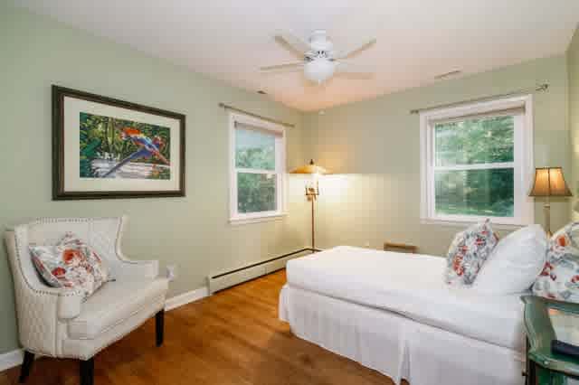 listing-thumbnails
