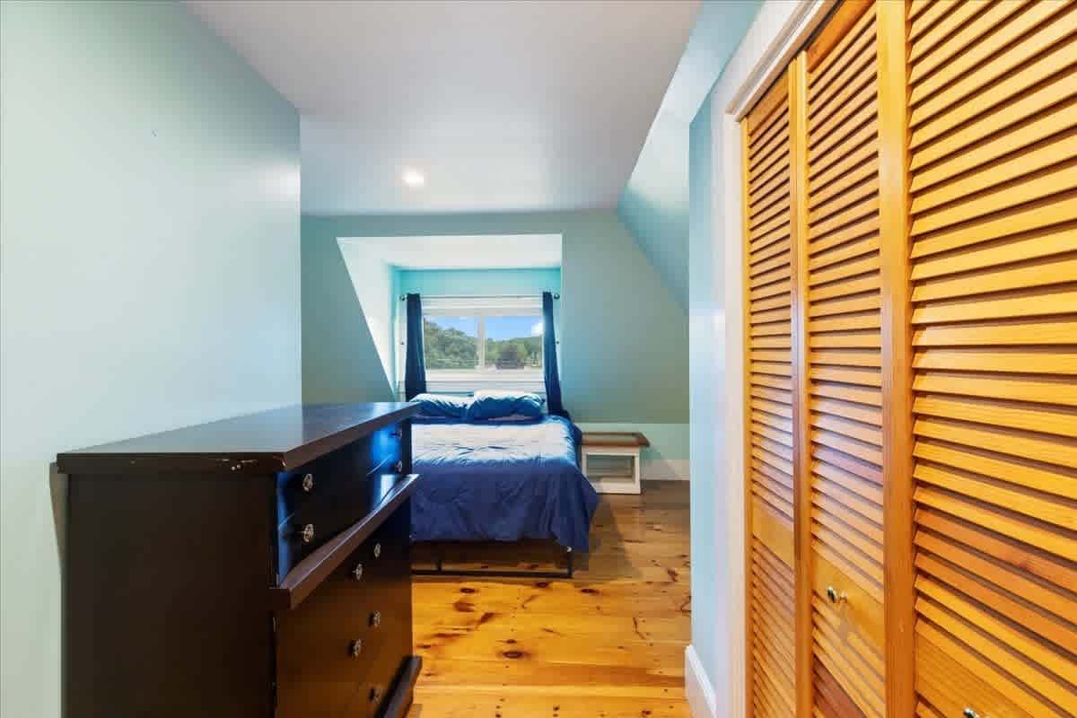 listing-thumbnails