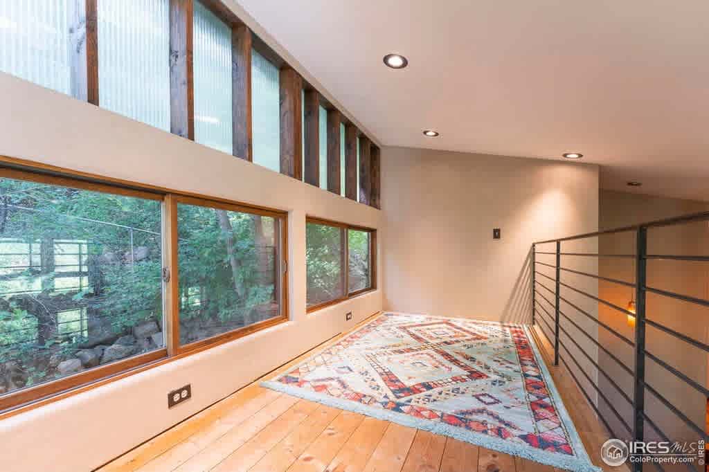 listing-thumbnails