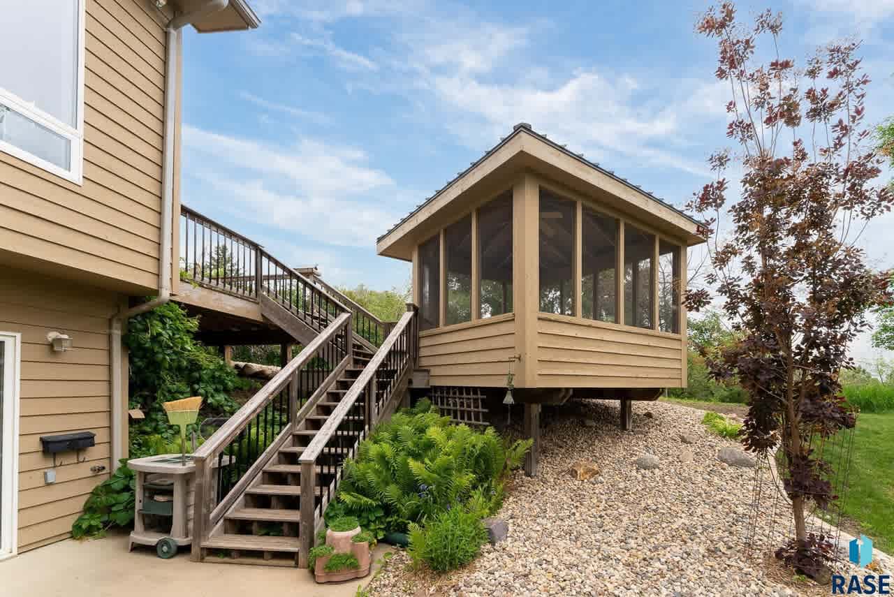 listing-thumbnails