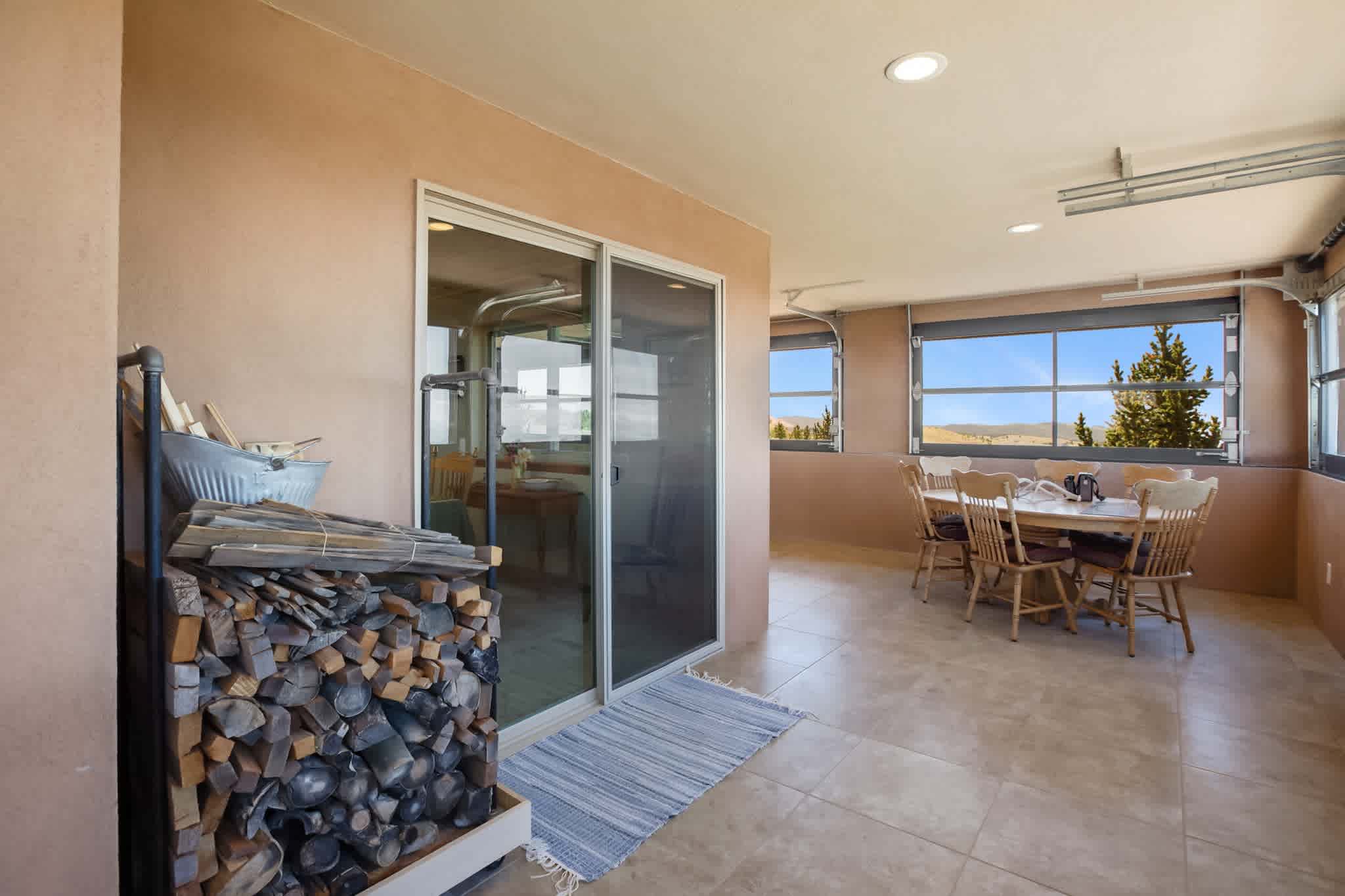listing-thumbnails
