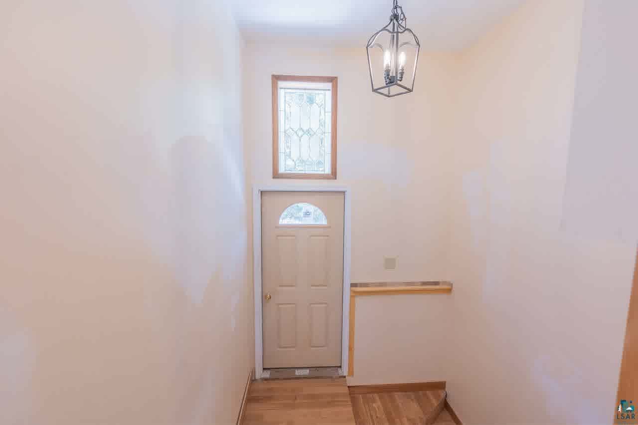 listing-thumbnails