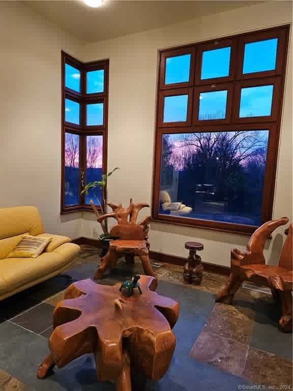 listing-thumbnails