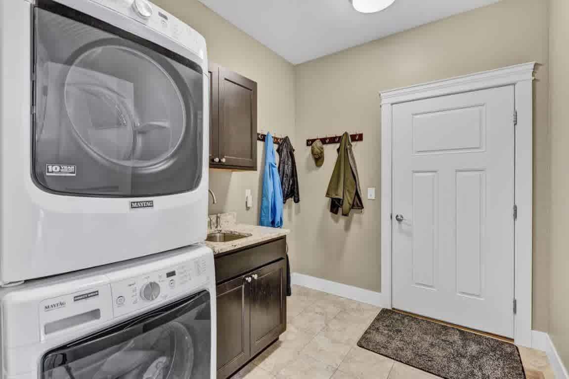 listing-thumbnails