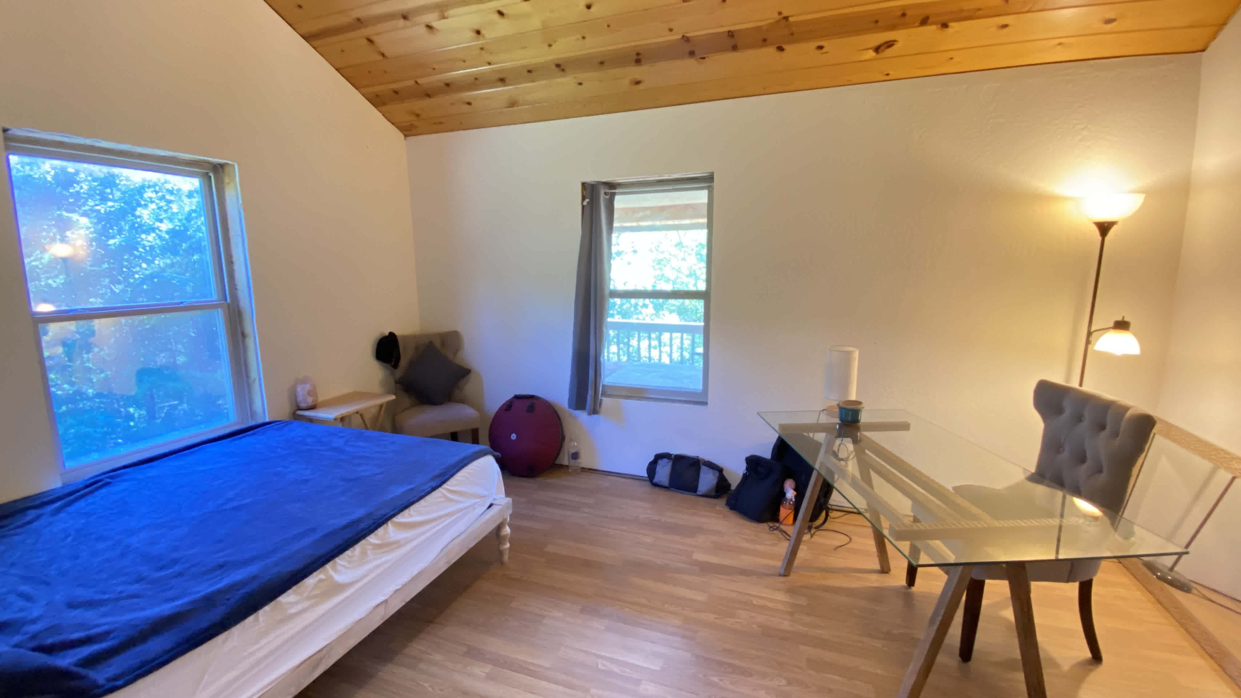 listing-thumbnails
