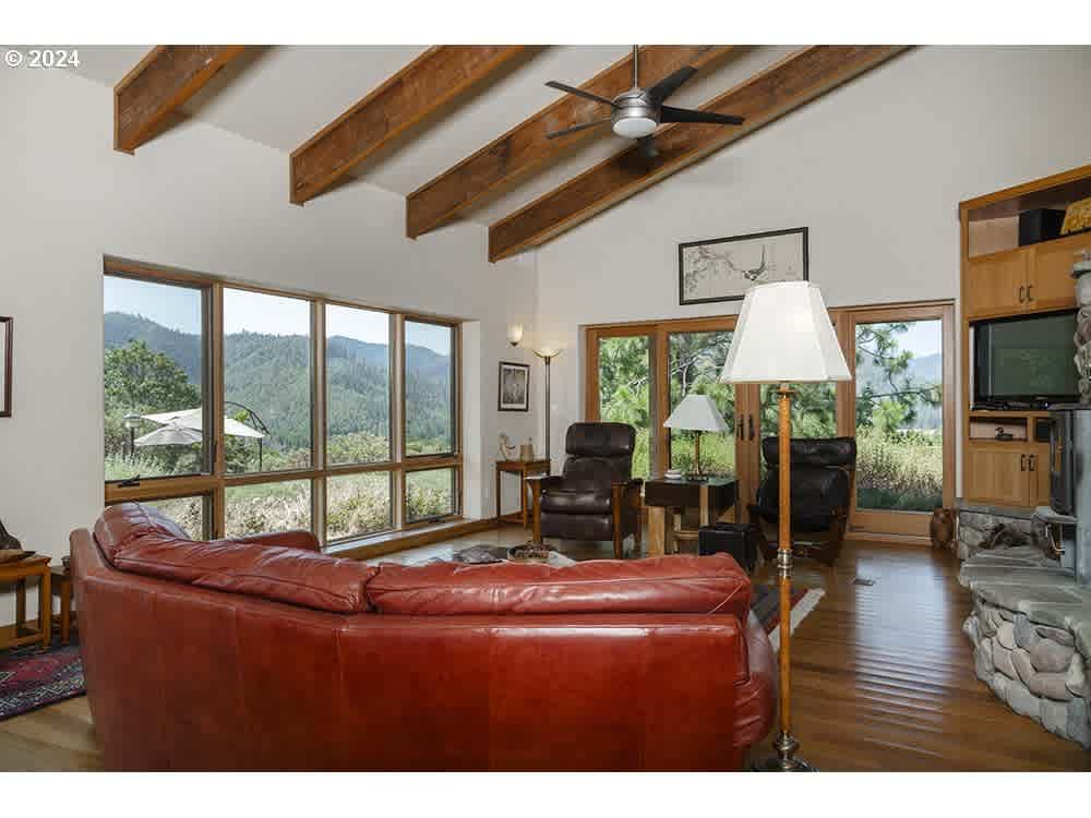 listing-thumbnails