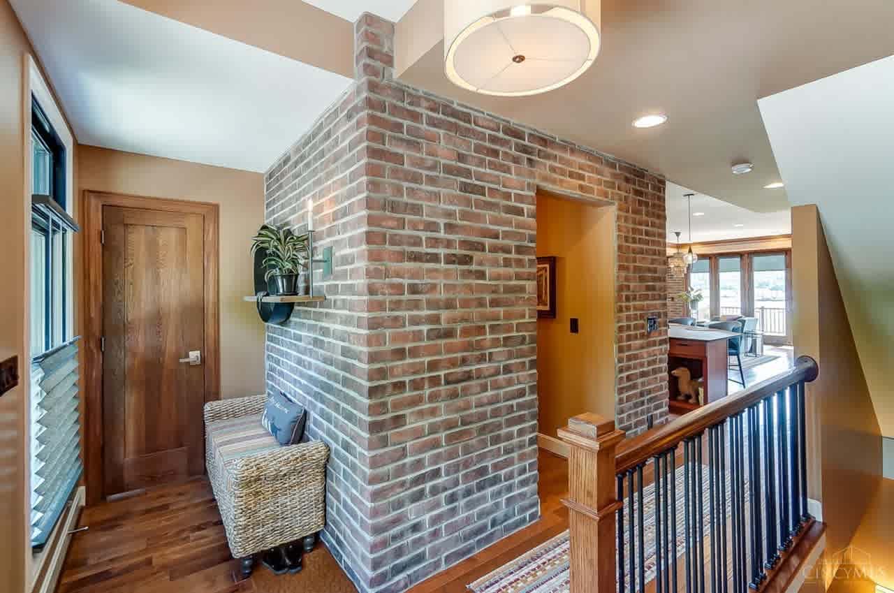 listing-thumbnails