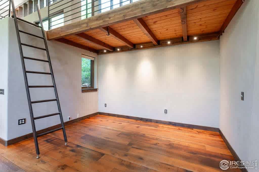 listing-thumbnails
