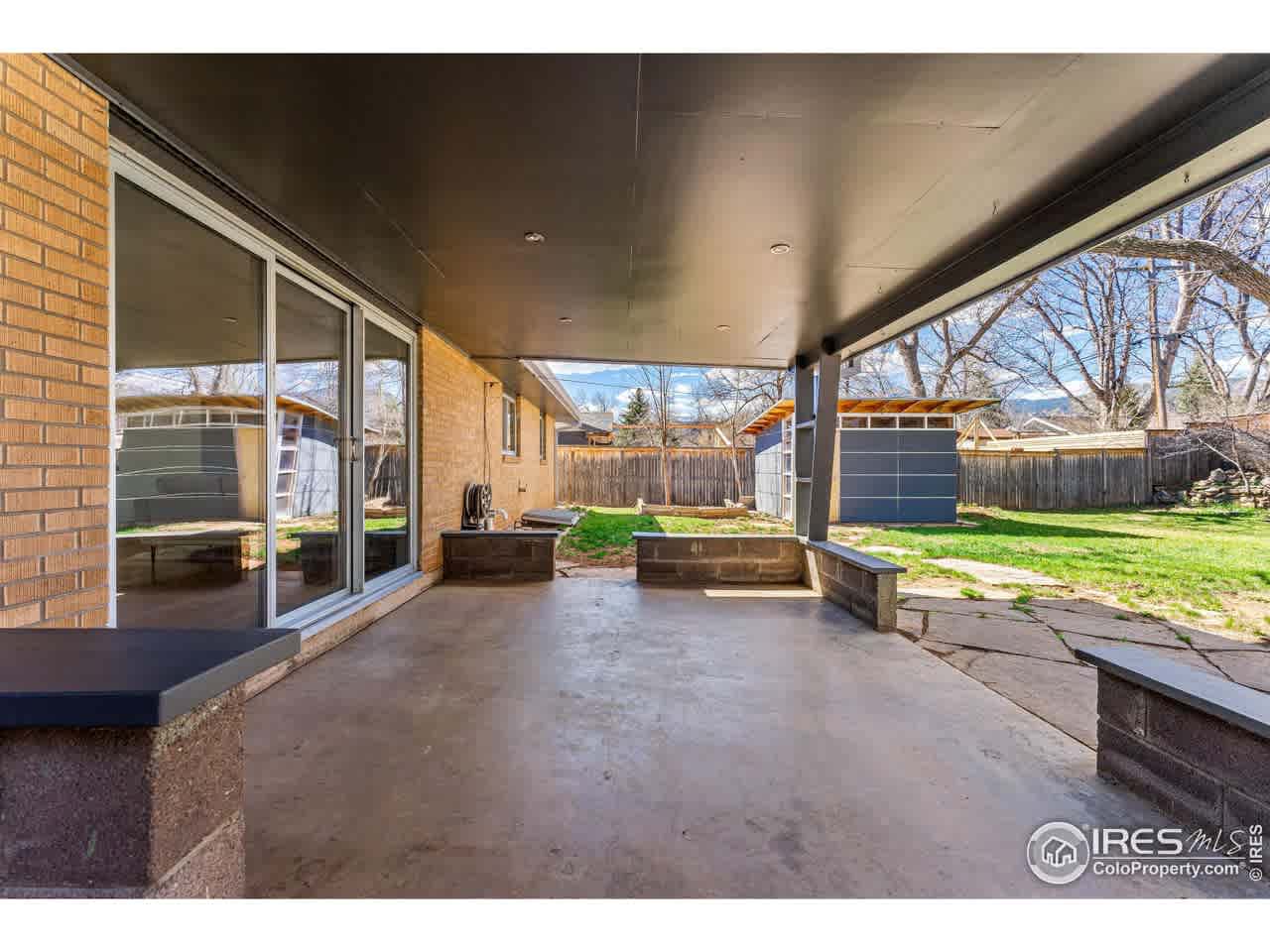 listing-thumbnails