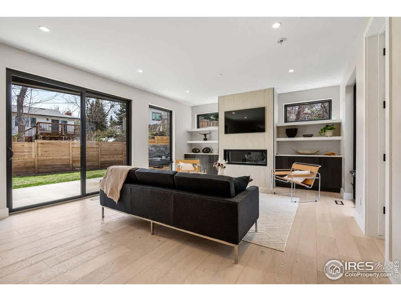 listing-thumbnails