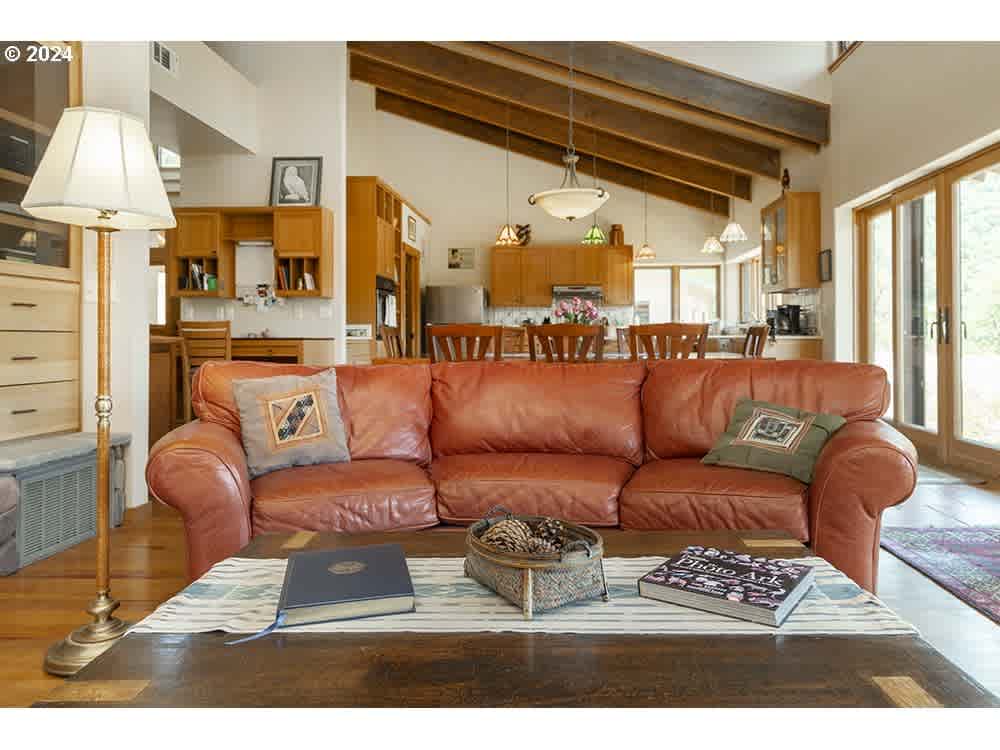 listing-thumbnails