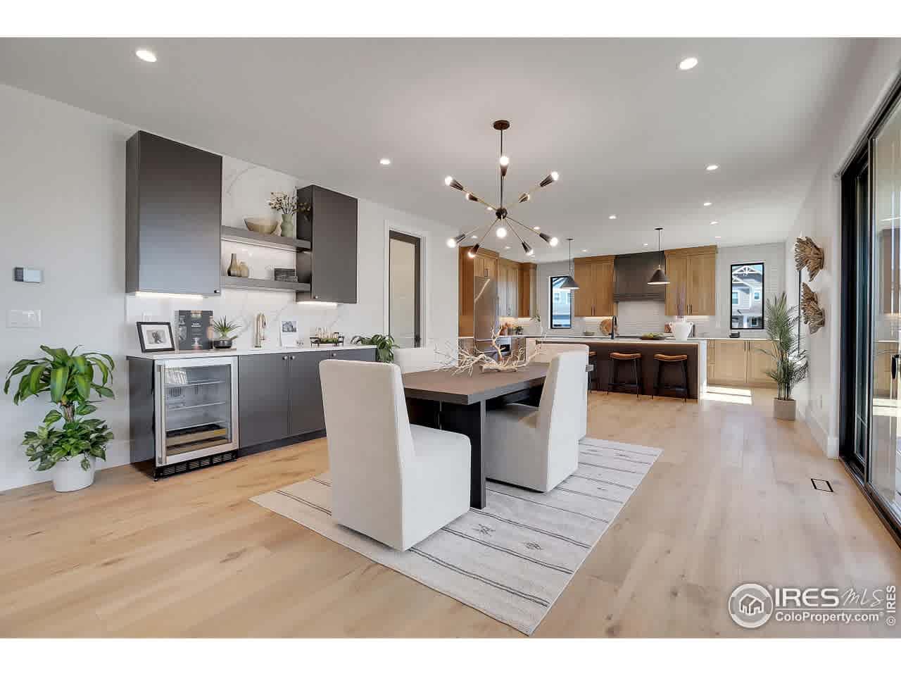 listing-thumbnails