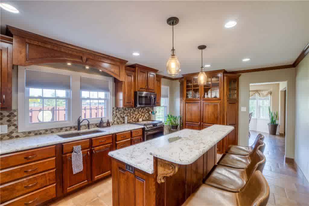 listing-thumbnails