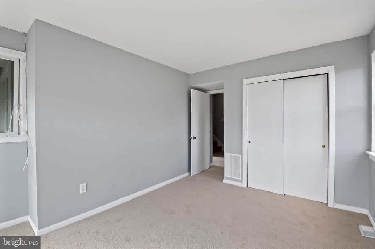 listing-thumbnails