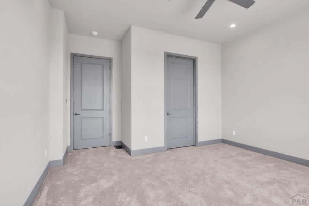 listing-thumbnails